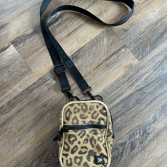 Leopard Print Crossbody Bag - Picture 3 of 7